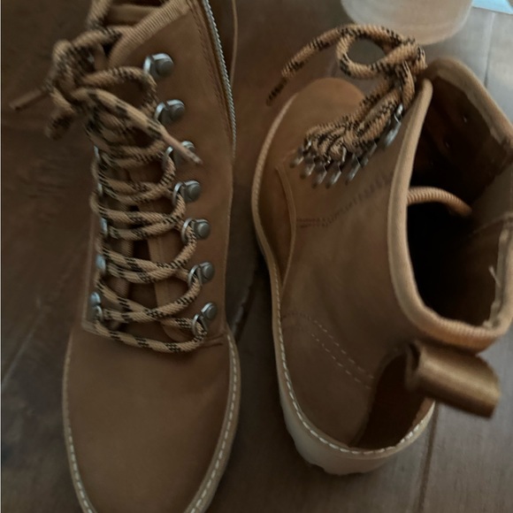 Dolce Vita Lug Boots - Picture 4 of 5